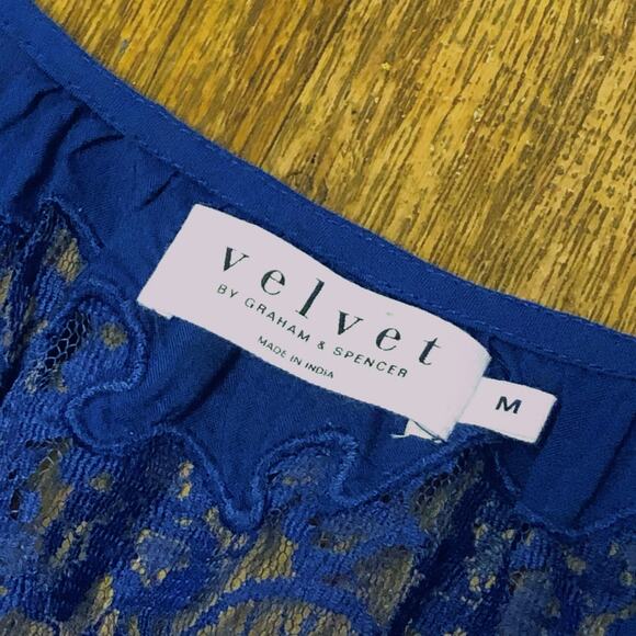 Velvet by Graham and Spencer Blue Rolanda Lace Sleeveless Blouse Size Medium - Picture 12 of 12
